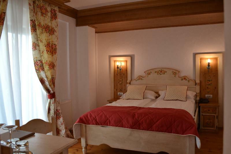 Casa Comana Boutique Hotel Bukares Bagian luar foto
