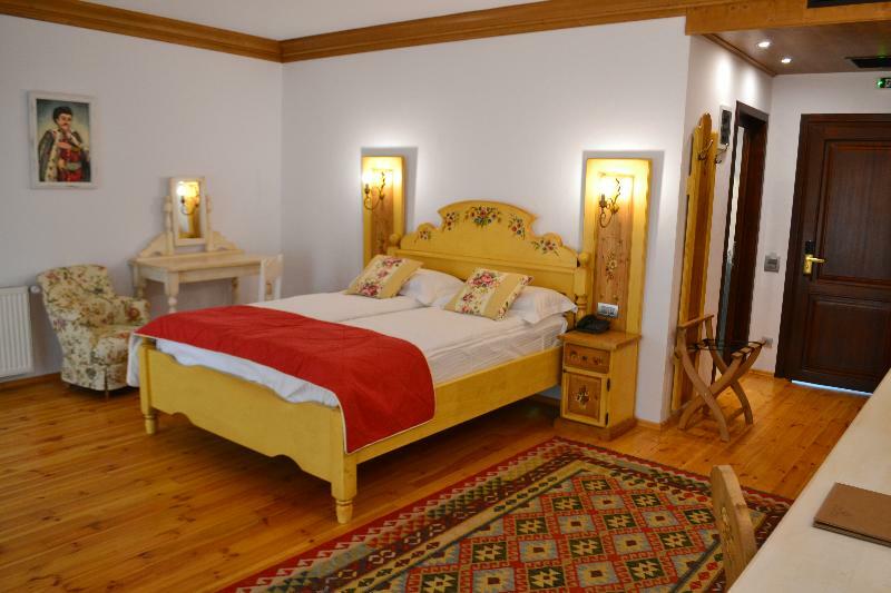 Casa Comana Boutique Hotel Bukares Bagian luar foto